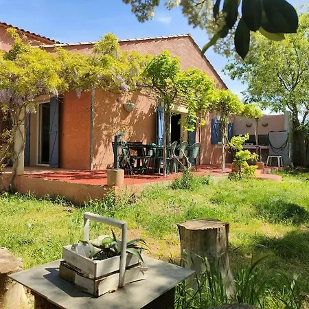 Les Glycines -ac-piscine-terrasse-bbq-parking. Vila