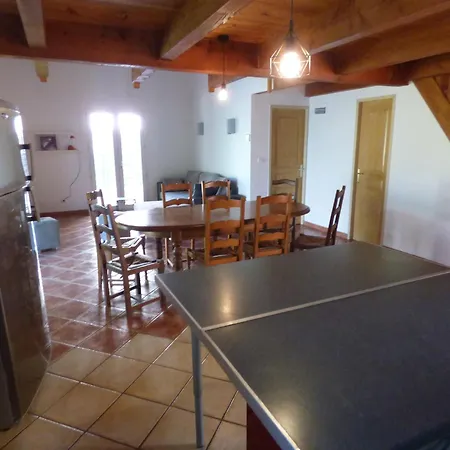 Vila Les Glycines -ac-piscine-terrasse-bbq-parking.
